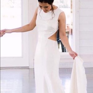 Ivory wedding dress